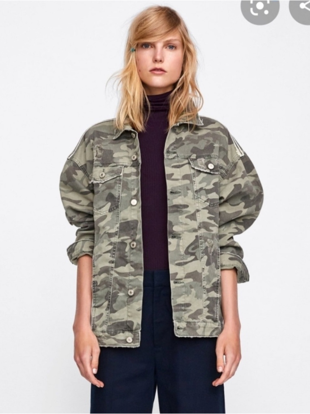 🌻Zara Camp Denim Jacket Oversized Utility Camo Detail Military Style Size S